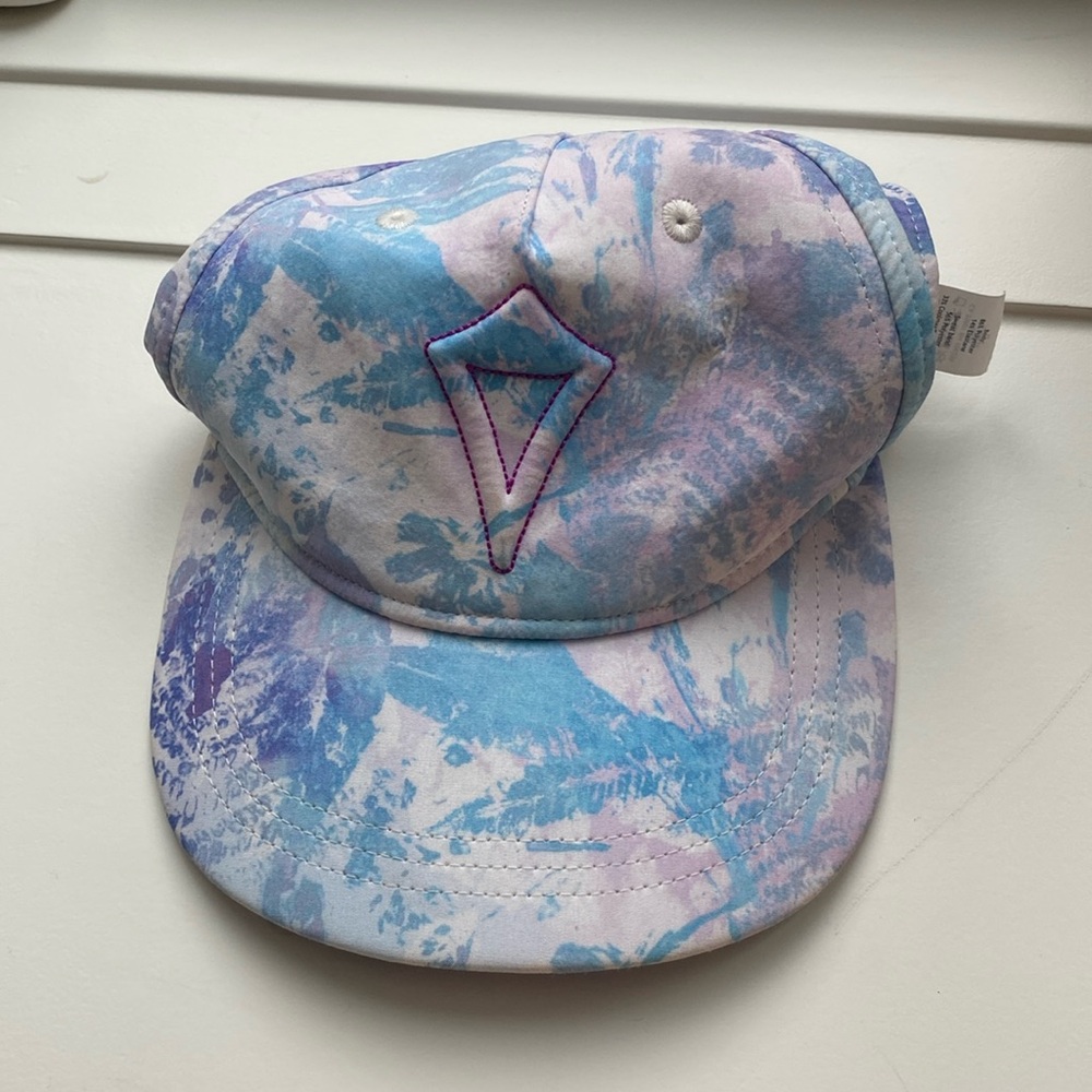 Ivivva (lululemon) hat
